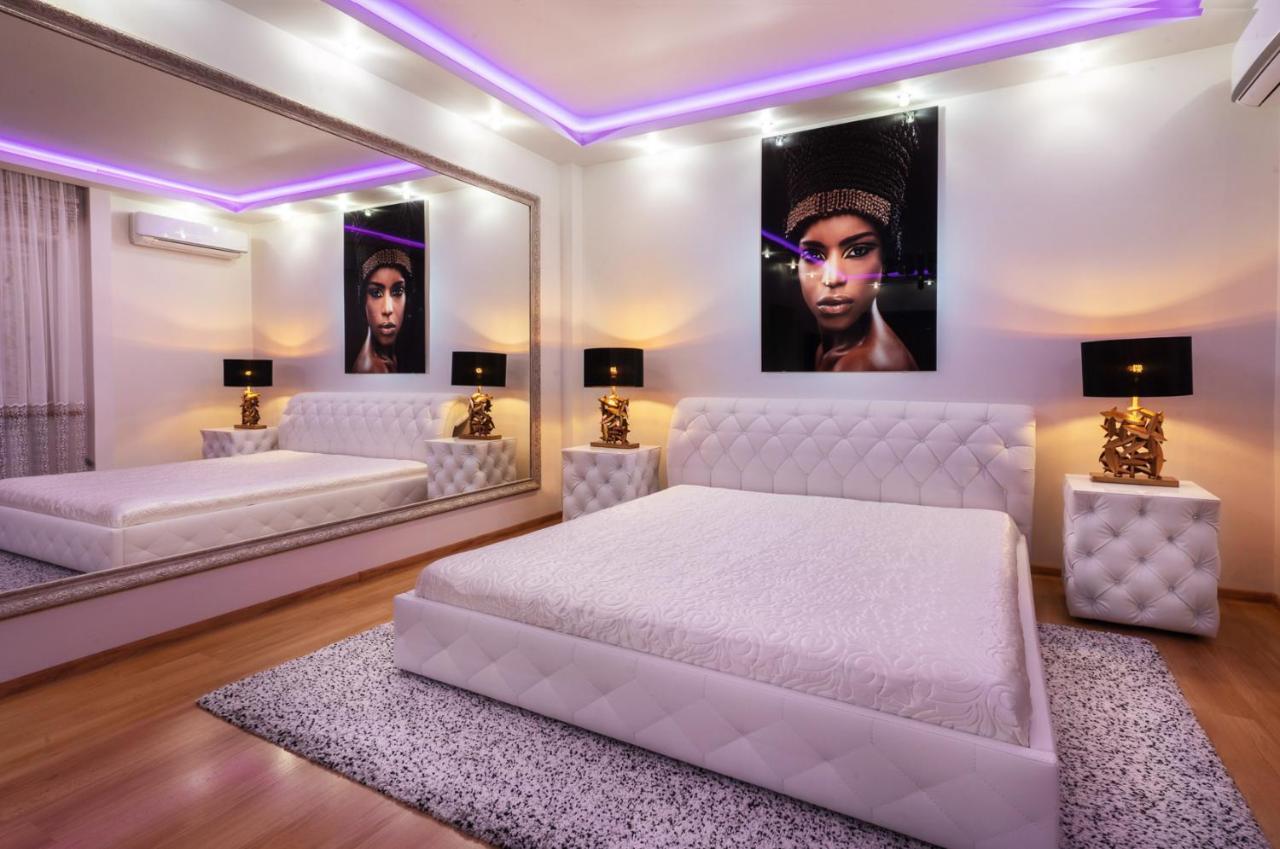 Premium Jacuzzi Apartment Klaipėda Buitenkant foto