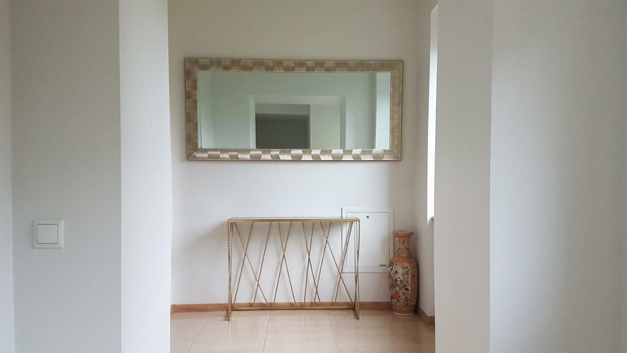 Premium Jacuzzi Apartment Klaipėda Buitenkant foto